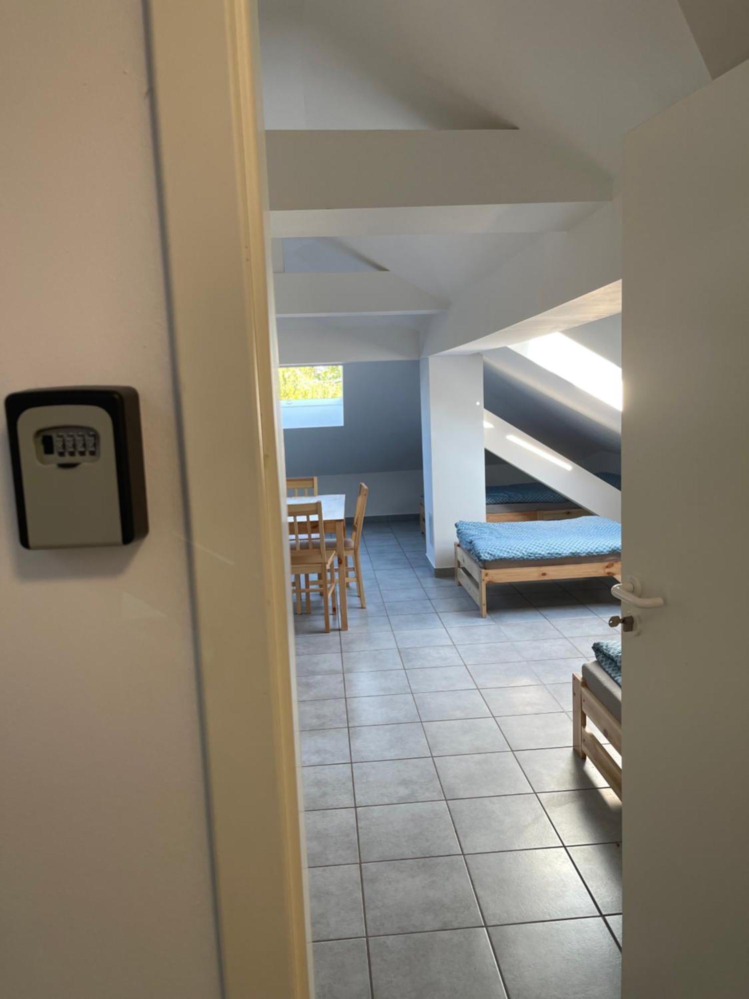 Kavkaz Restaurant & Hotel Lohmar Dış mekan fotoğraf